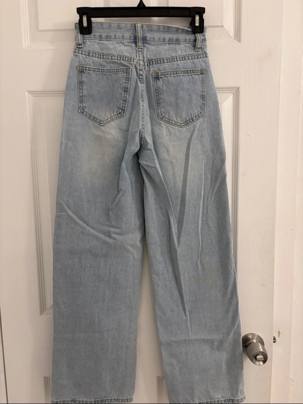 Jeans - Picture 2 of 2